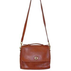 Coach Vintage Court Shoulder Bag
